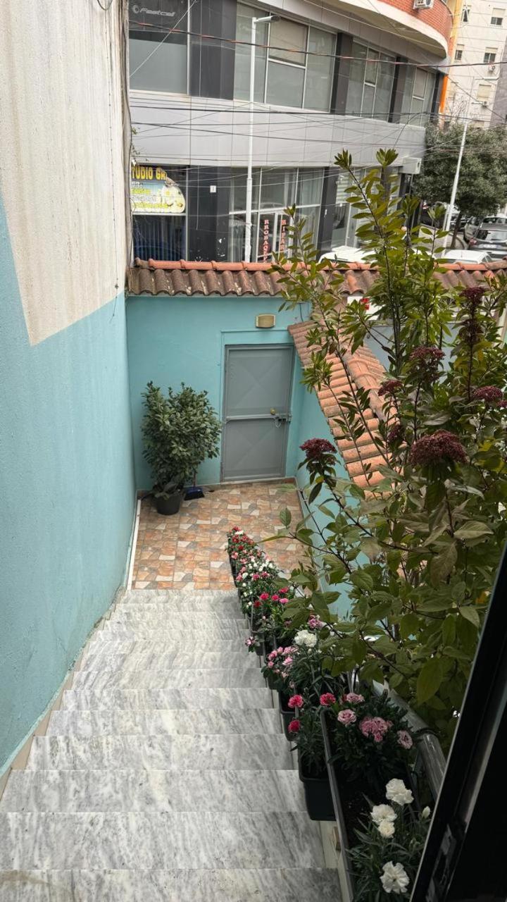 Appartement Host Elios Tirana Extérieur photo